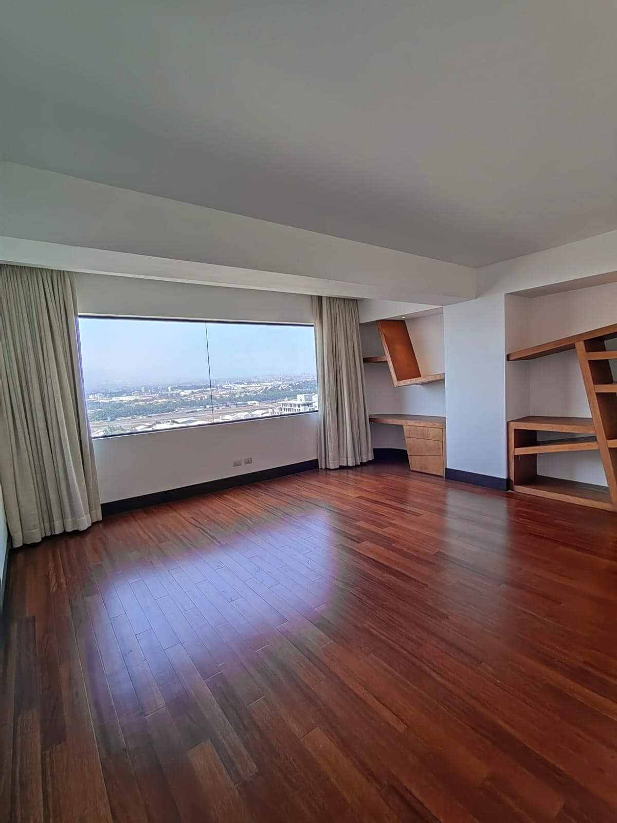 VENTA - Penthouse Zona 14