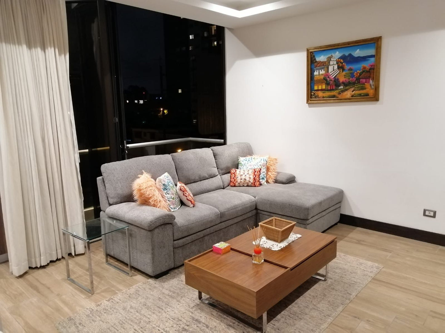 VENTA - Apartamento en Zona 10 Vivalt